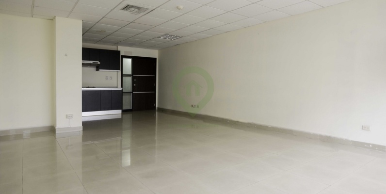 Oficina en alquiler en Centro Empresarial Colón norte de Guayaquil GeoBienes - Oficina en alquiler en Centro Empresarial Colón norte de Guayaquil - Plusvalia Guayaquil Casas de venta y alquiler Inmobiliaria Ecuador
