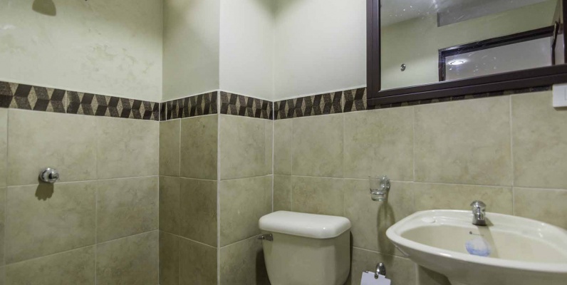 Oficina en alquiler en Chile y Aguirre centro de Guayaquil GeoBienes - Oficina en alquiler en Chile y Aguirre centro de Guayaquil - Plusvalia Guayaquil Casas de venta y alquiler Inmobiliaria Ecuador