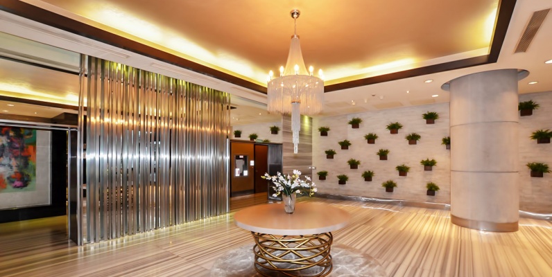Oficina en alquiler en edificio The Point sector centro de Guayaquil GeoBienes - Oficina en alquiler en edificio The Point sector centro de Guayaquil - Plusvalia Guayaquil Casas de venta y alquiler Inmobiliaria Ecuador