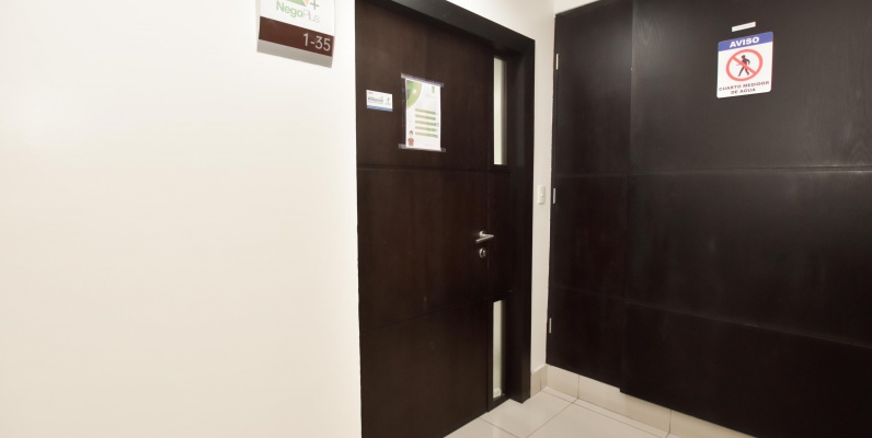 Oficina en alquiler en el Edificio SBC Office Center, Vía Samborondón GeoBienes - Oficina en alquiler en el Edificio SBC Office Center, Vía Samborondón - Plusvalia Guayaquil Casas de venta y alquiler Inmobiliaria Ecuador