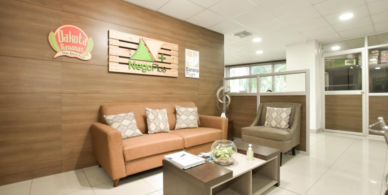 Oficina en alquiler en el Edificio SBC Office Center, Vía Samborondón GeoBienes - Oficina en alquiler en el Edificio SBC Office Center, Vía Samborondón - Plusvalia Guayaquil Casas de venta y alquiler Inmobiliaria Ecuador
