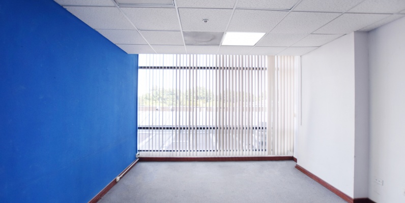 Oficina en alquiler en el Edificio World Trade Center, Norte de Guayaquil GeoBienes - Oficina en alquiler en el Edificio World Trade Center, Norte de Guayaquil - Plusvalia Guayaquil Casas de venta y alquiler Inmobiliaria Ecuador