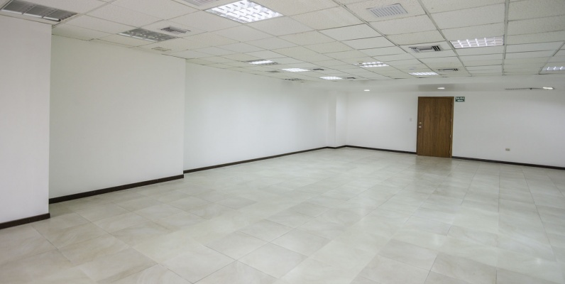 Oficina en alquiler en el Hotel Sonesta, Norte de Guayaquil GeoBienes - Oficina en alquiler en el Hotel Sonesta, Norte de Guayaquil - Plusvalia Guayaquil Casas de venta y alquiler Inmobiliaria Ecuador