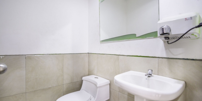 Oficina en alquiler en el Hotel Sonesta, Norte de Guayaquil GeoBienes - Oficina en alquiler en el Hotel Sonesta, Norte de Guayaquil - Plusvalia Guayaquil Casas de venta y alquiler Inmobiliaria Ecuador