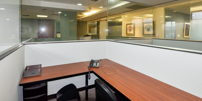 Oficina en alquiler en Kennedy sector norte de Guayaquil GeoBienes - Oficina en alquiler en Kennedy sector norte de Guayaquil - Plusvalia Guayaquil Casas de venta y alquiler Inmobiliaria Ecuador