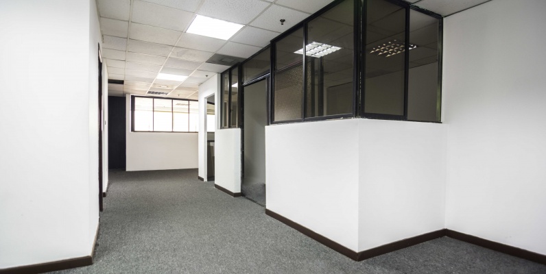 Oficina en alquiler en La Previsora centro de Guayaquil GeoBienes - Oficina en alquiler en La Previsora centro de Guayaquil - Plusvalia Guayaquil Casas de venta y alquiler Inmobiliaria Ecuador