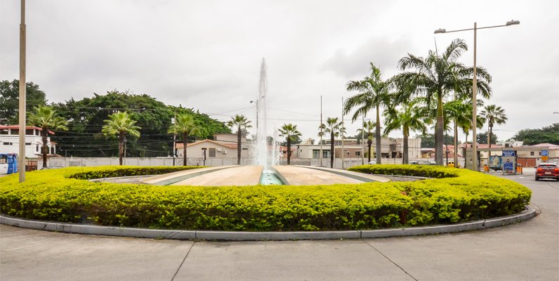 Oficina en alquiler en Parque Empresarial Colón sector norte de Guayaquil GeoBienes - Oficina en alquiler en Parque Empresarial Colón sector norte de Guayaquil - Plusvalia Guayaquil Casas de venta y alquiler Inmobiliaria Ecuador