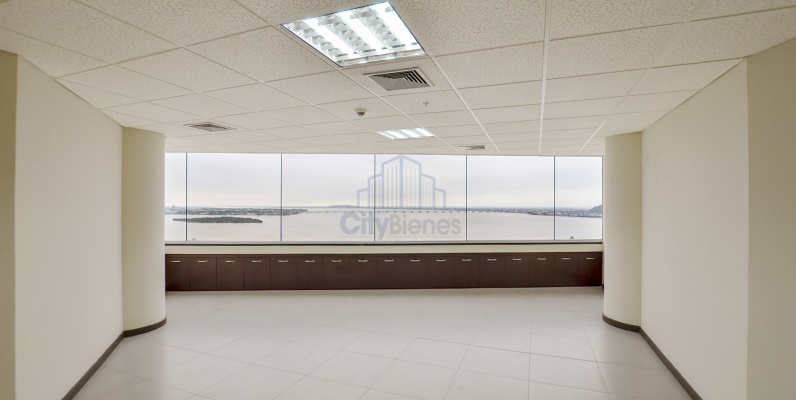 Oficina en alquiler en The Point centro de Guayaquil GeoBienes - Oficina en alquiler en The Point centro de Guayaquil - Plusvalia Guayaquil Casas de venta y alquiler Inmobiliaria Ecuador