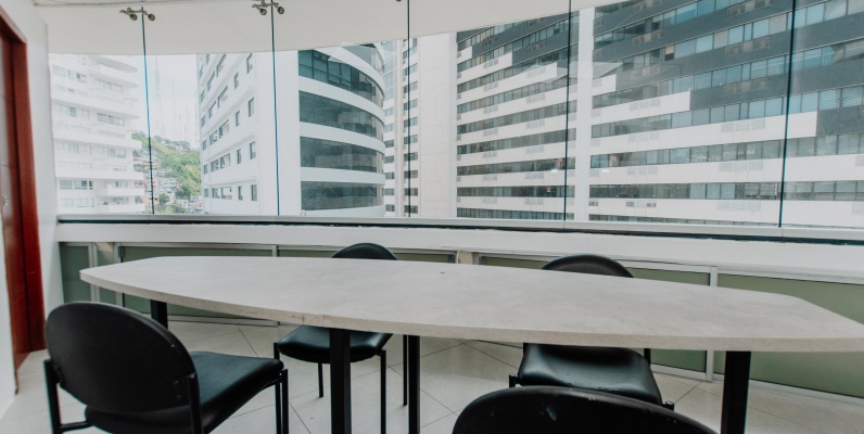Oficina en alquiler en The Point, Puerto Santa Ana GeoBienes - Oficina en alquiler en The Point, Puerto Santa Ana - Plusvalia Guayaquil Casas de venta y alquiler Inmobiliaria Ecuador