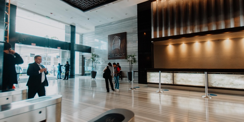 Oficina en alquiler en The Point, Puerto Santa Ana GeoBienes - Oficina en alquiler en The Point, Puerto Santa Ana - Plusvalia Guayaquil Casas de venta y alquiler Inmobiliaria Ecuador