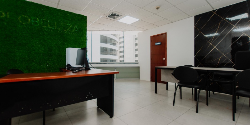 Oficina en alquiler en The Point, Puerto Santa Ana GeoBienes - Oficina en alquiler en The Point, Puerto Santa Ana - Plusvalia Guayaquil Casas de venta y alquiler Inmobiliaria Ecuador