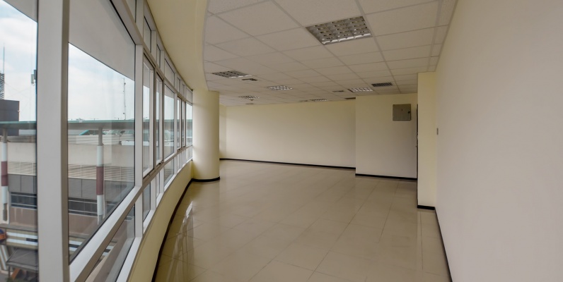 Oficina en alquiler en Torres del Mall sector norte de Guayaquil GeoBienes - Oficina en alquiler en Torres del Mall sector norte de Guayaquil - Plusvalia Guayaquil Casas de venta y alquiler Inmobiliaria Ecuador
