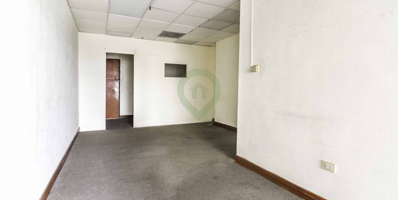 Oficina en alquiler en World Trade Center norte de Guayaquil GeoBienes - Oficina en alquiler en World Trade Center norte de Guayaquil - Plusvalia Guayaquil Casas de venta y alquiler Inmobiliaria Ecuador
