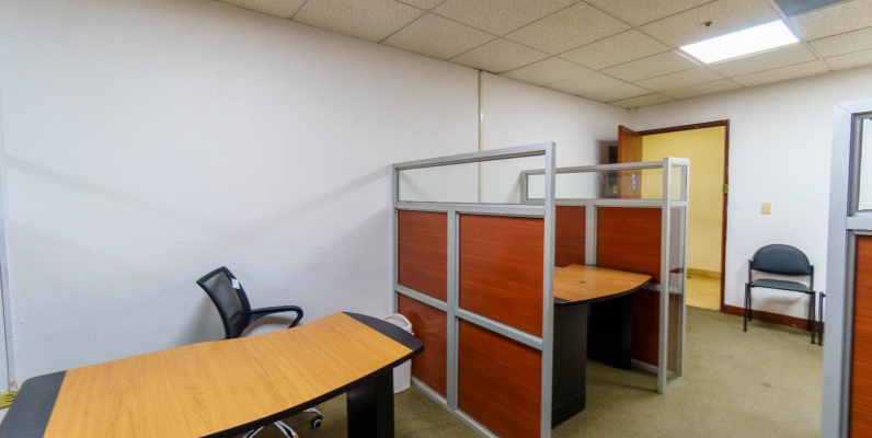 Oficina en alquiler en World Trade Center, Norte de Guayaquil GeoBienes - Oficina en alquiler en World Trade Center, Norte de Guayaquil - Plusvalia Guayaquil Casas de venta y alquiler Inmobiliaria Ecuador