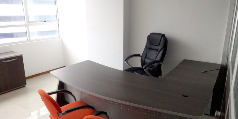 Oficina en alquiler norte de Guayaquil. Trade Building GeoBienes - Oficina en alquiler norte de Guayaquil. Trade Building - Plusvalia Guayaquil Casas de venta y alquiler Inmobiliaria Ecuador