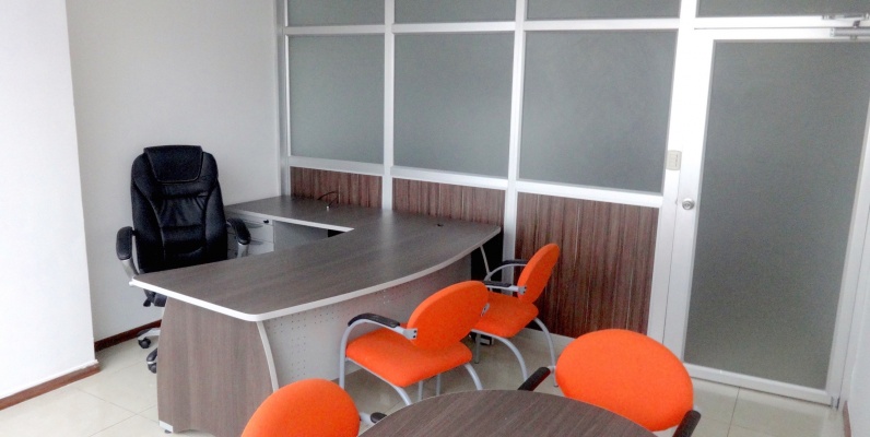 Oficina en alquiler norte de Guayaquil. Trade Building GeoBienes - Oficina en alquiler norte de Guayaquil. Trade Building - Plusvalia Guayaquil Casas de venta y alquiler Inmobiliaria Ecuador