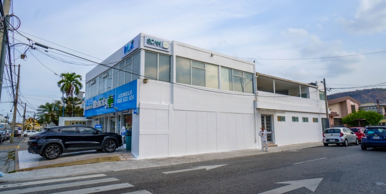 Oficina en alquiler planta alta ubicado en Urdesa, Norte de Guayaquil GeoBienes - Oficina en alquiler planta alta ubicado en Urdesa, Norte de Guayaquil - Plusvalia Guayaquil Casas de venta y alquiler Inmobiliaria Ecuador