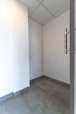 Oficina en venta Sky Building, dos estacionamientos, Norte de Guayaquil GeoBienes - Oficina en alquiler Sky Building, dos estacionamientos, Norte de Guayaquil - Plusvalia Guayaquil Casas de venta y alquiler Inmobiliaria Ecuador