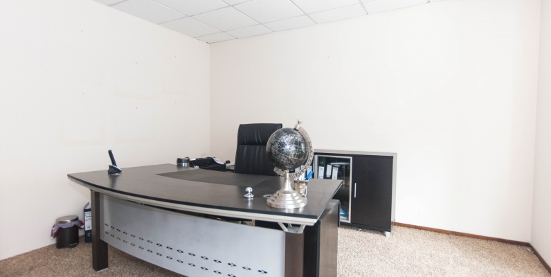Oficina en alquiler ubicada en Edificio Trade Building GeoBienes - Oficina en alquiler ubicada en Edificio Trade Building - Plusvalia Guayaquil Casas de venta y alquiler Inmobiliaria Ecuador