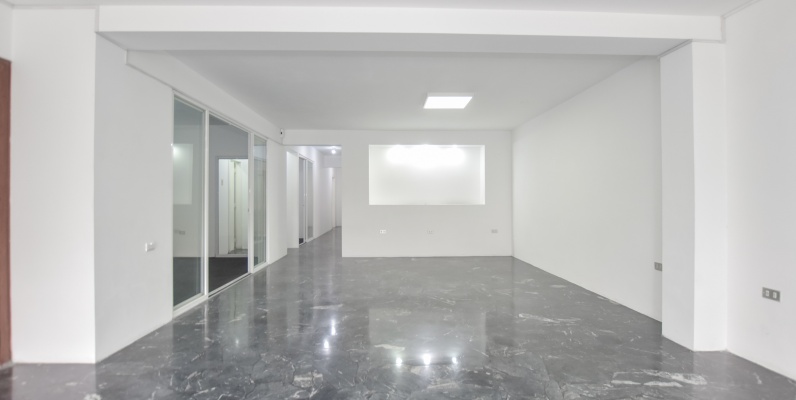 GeoBienes - Oficina en alquiler ubicada en Kennedy Norte - Plusvalia Guayaquil Casas de venta y alquiler Inmobiliaria Ecuador