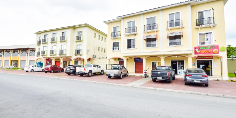 Oficina en alquiler ubicada en Metropolis II, Autopista Terminal Terrestre GeoBienes - Oficina en alquiler ubicada en Metropolis II, Autopista Terminal Terrestre - Plusvalia Guayaquil Casas de venta y alquiler Inmobiliaria Ecuador