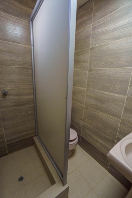 Oficina en alquiler ubicado en Edificio Induauto, Centro de Guayaquil GeoBienes - Oficina en alquiler ubicado en Edificio Induauto, Centro de Guayaquil - Plusvalia Guayaquil Casas de venta y alquiler Inmobiliaria Ecuador