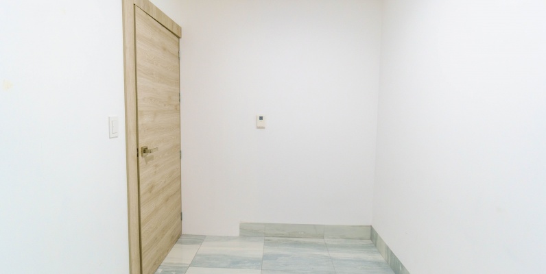 Oficina en alquiler ubicado en Edificio Platinum II, Vía Samborondón GeoBienes - Oficina en alquiler, Edificio Platinum II, Aurora, Av. Febres Cordero, Vía Samborondón - Daule - Plusvalia Guayaquil Casas de venta y alquiler Inmobiliaria Ecuador
