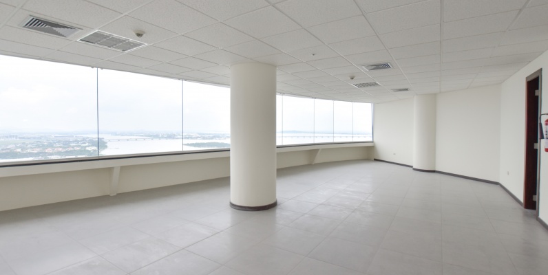 Oficina en alquiler ubicado en el Edificio The Point, Puerto Santa Ana GeoBienes - Oficina en alquiler ubicado en el Edificio The Point, Puerto Santa Ana - Plusvalia Guayaquil Casas de venta y alquiler Inmobiliaria Ecuador