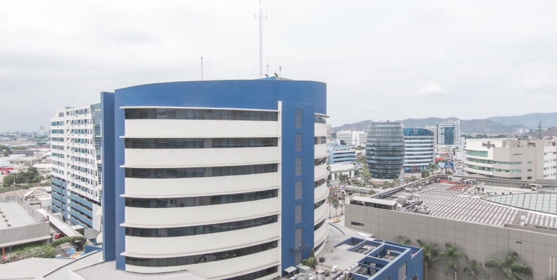 Oficina en alquiler ubicado en el Edificio Trade Building GeoBienes - Oficina en alquiler ubicado en el Edificio Trade Building - Plusvalia Guayaquil Casas de venta y alquiler Inmobiliaria Ecuador
