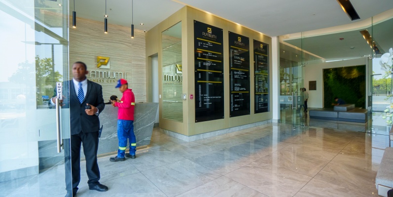 Oficina en alquiler ubicado en Platinum 1 GeoBienes - Oficina en alquiler ubicado en Platinum 1 - Plusvalia Guayaquil Casas de venta y alquiler Inmobiliaria Ecuador