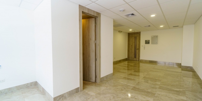 Oficina en alquiler ubicado en Platinum 1 GeoBienes - Oficina en alquiler ubicado en Platinum 1 - Plusvalia Guayaquil Casas de venta y alquiler Inmobiliaria Ecuador