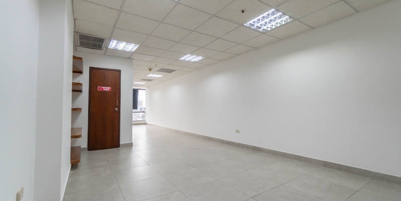 Oficina en alquiler World Trade Center, Kennedy, Guayaquil GeoBienes - Oficina en alquiler World Trade Center, Kennedy, Guayaquil - Plusvalia Guayaquil Casas de venta y alquiler Inmobiliaria Ecuador