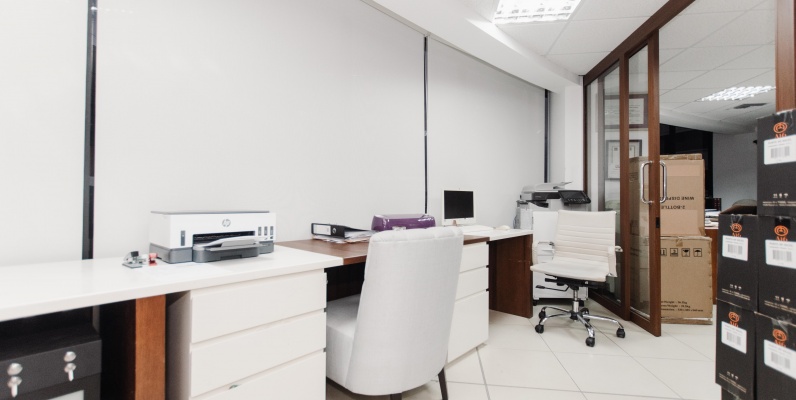 Oficina en venta Edificio Emporium, Pto. Santa Ana, centro de Guayaquil GeoBienes - Oficina en venta Edificio Emporium, Pto. Santa Ana, centro de Guayaquil - Plusvalia Guayaquil Casas de venta y alquiler Inmobiliaria Ecuador