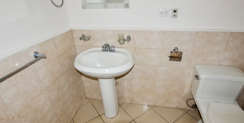 Oficina en Venta Edificio Executive Center Norte de Guayaquil GeoBienes - Oficina en Alquiler Edificio Executive Center Norte de Guayaquil - Plusvalia Guayaquil Casas de venta y alquiler Inmobiliaria Ecuador