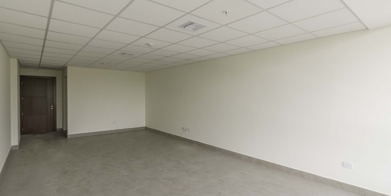 Oficina en venta Edificio Marriot, Vía Samborondón GeoBienes - Oficina en venta Edificio Los Arcos Plaza, Vía Samborondón - Plusvalia Guayaquil Casas de venta y alquiler Inmobiliaria Ecuador