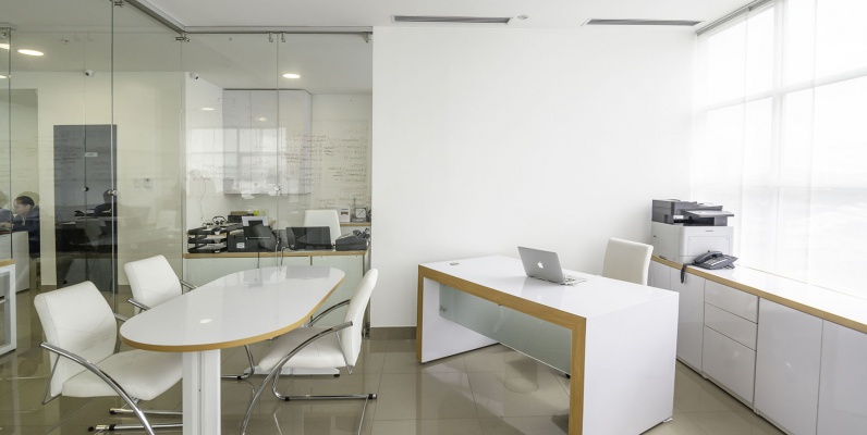 Oficina en venta Edificio Olivos Tower, Ceibos, Norte de Guayaquil GeoBienes - Oficina en venta Edificio Olivos Tower, Ceibos, Norte de Guayaquil - Plusvalia Guayaquil Casas de venta y alquiler Inmobiliaria Ecuador