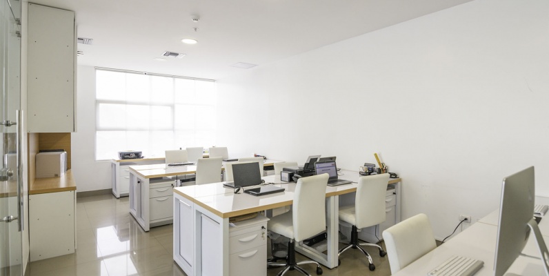 Oficina en venta Edificio Olivos Tower, Ceibos, Norte de Guayaquil GeoBienes - Oficina en venta Edificio Olivos Tower, Ceibos, Norte de Guayaquil - Plusvalia Guayaquil Casas de venta y alquiler Inmobiliaria Ecuador