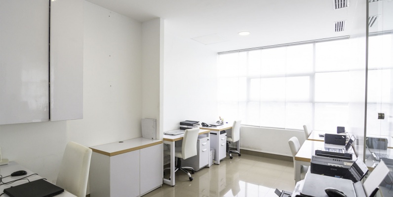 Oficina en venta Edificio Olivos Tower, Ceibos, Norte de Guayaquil GeoBienes - Oficina en venta Edificio Olivos Tower, Ceibos, Norte de Guayaquil - Plusvalia Guayaquil Casas de venta y alquiler Inmobiliaria Ecuador