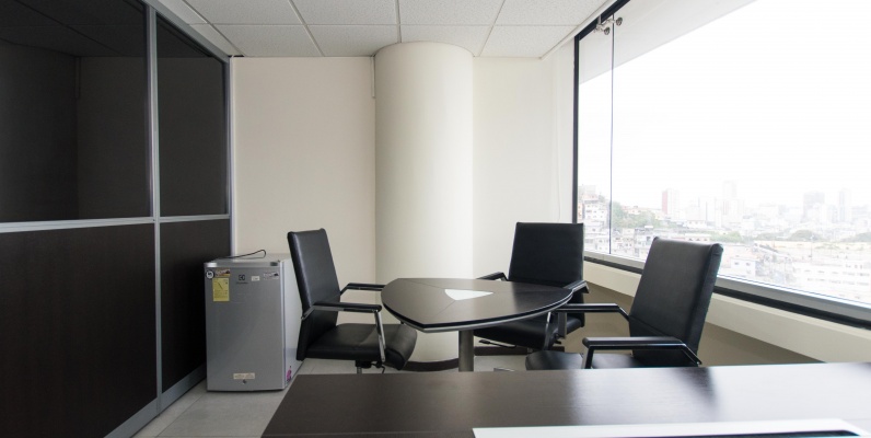 Oficina en venta Edificio The Point GeoBienes - Oficina en venta Edificio The Point - Plusvalia Guayaquil Casas de venta y alquiler Inmobiliaria Ecuador