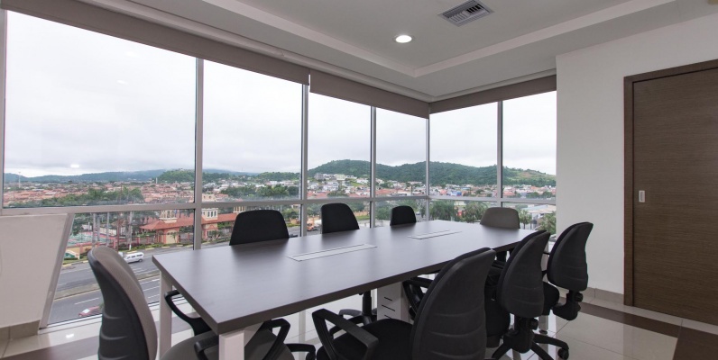 Oficina en venta en Centro Empresarial River Plaza, av. Leon Febres Cordero, vía Aurora GeoBienes - Oficina en venta en Centro Empresarial River Plaza, av. Leon Febres Cordero, vía Aurora - Plusvalia Guayaquil Casas de venta y alquiler Inmobiliaria Ecuador
