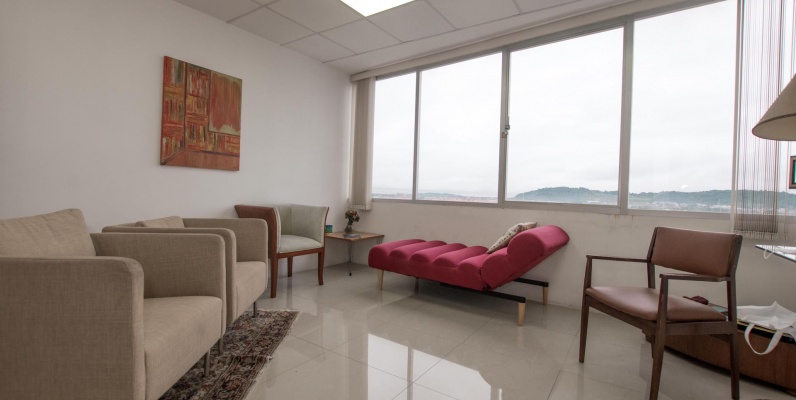 Oficina en venta en Centro Empresarial River Plaza, av. Leon Febres Cordero, vía Aurora GeoBienes - Oficina en venta en Centro Empresarial River Plaza, av. Leon Febres Cordero, vía Aurora - Plusvalia Guayaquil Casas de venta y alquiler Inmobiliaria Ecuador