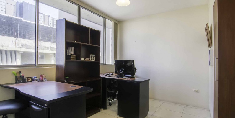 Oficina en venta en Edificio La Concordia centro de Guayaquil GeoBienes - Oficina en venta en Edificio La Concordia centro de Guayaquil - Plusvalia Guayaquil Casas de venta y alquiler Inmobiliaria Ecuador