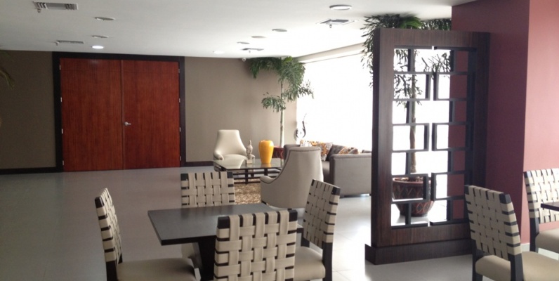 Oficina en Venta en edificio Trade Building GeoBienes - Oficina en Venta en edificio Trade Building Guayaquil - Plusvalia Guayaquil Casas de venta y alquiler Inmobiliaria Ecuador