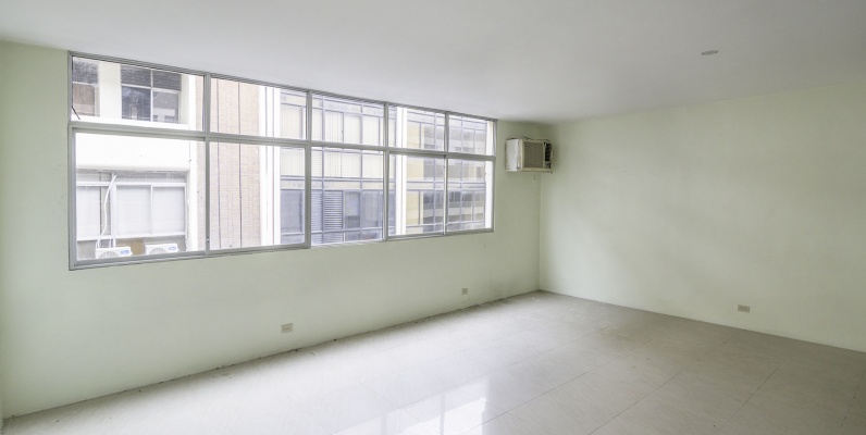 GeoBienes - Oficina en venta en el Edificio Camsol, Centro de Guayaquil - Plusvalia Guayaquil Casas de venta y alquiler Inmobiliaria Ecuador