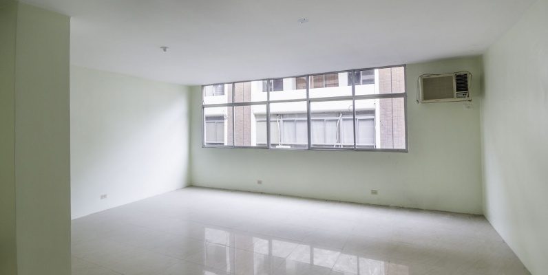 Oficina en venta en el Edificio Camsol, Centro de Guayaquil GeoBienes - Oficina en venta en el Edificio Camsol, Centro de Guayaquil - Plusvalia Guayaquil Casas de venta y alquiler Inmobiliaria Ecuador