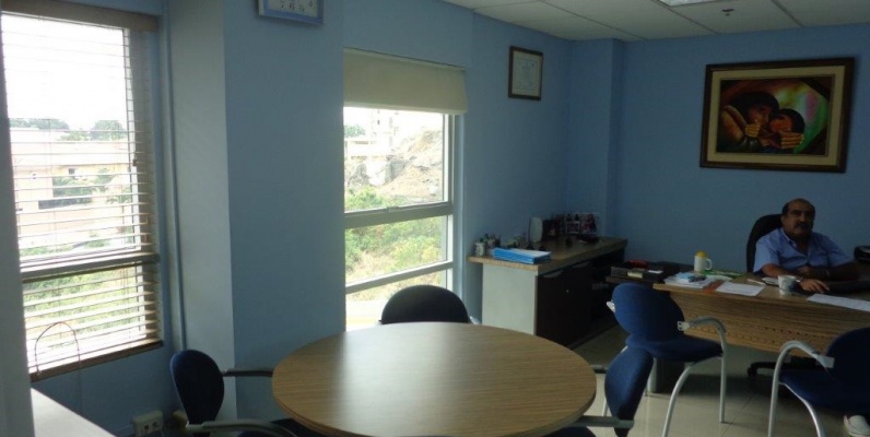 Oficina en Venta en el Centro Empresarial Colon GeoBienes - Oficina en Venta en el Parque Empresarial Colón Guayaquil - Plusvalia Guayaquil Casas de venta y alquiler Inmobiliaria Ecuador