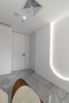 Oficina en venta en Platinum Business Center, La Aurora, Guayaquil GeoBienes - Oficina en venta en Platinum Business Center, La Aurora, Guayaquil - Plusvalia Guayaquil Casas de venta y alquiler Inmobiliaria Ecuador