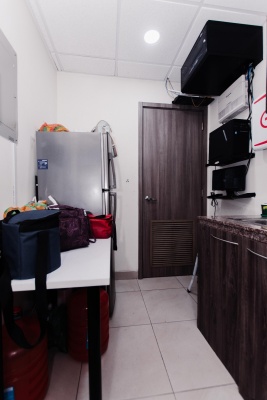 GeoBienes - Oficina en venta, Sky Building, junto al aeropuerto - Plusvalia Guayaquil Casas de venta y alquiler Inmobiliaria Ecuador