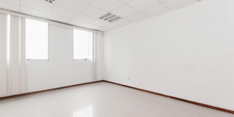 Oficina en venta Trade Building, Ciudad del Sol, Cdla. Simon Bolivar GeoBienes - Oficina en venta Trade Building, Ciudad del Sol, Cdla. Simon Bolivar - Plusvalia Guayaquil Casas de venta y alquiler Inmobiliaria Ecuador