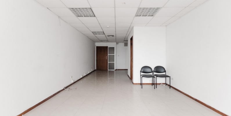 Oficina en venta Trade Building, Ciudad del Sol, Cdla. Simon Bolivar GeoBienes - Oficina en venta Trade Building, Ciudad del Sol, Cdla. Simon Bolivar - Plusvalia Guayaquil Casas de venta y alquiler Inmobiliaria Ecuador